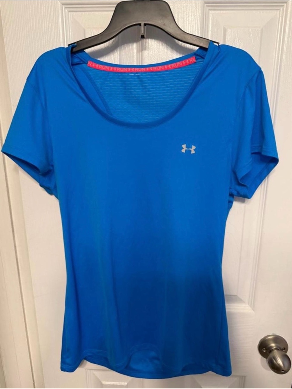 Under Armour Women's Bright Blue Short Sleeve Scoop Neck Tee